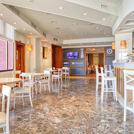Hotel Montermoso Аранда де Дуеро Екстериор снимка