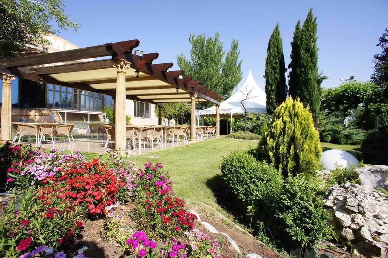 Hotel Montermoso Аранда де Дуеро Екстериор снимка