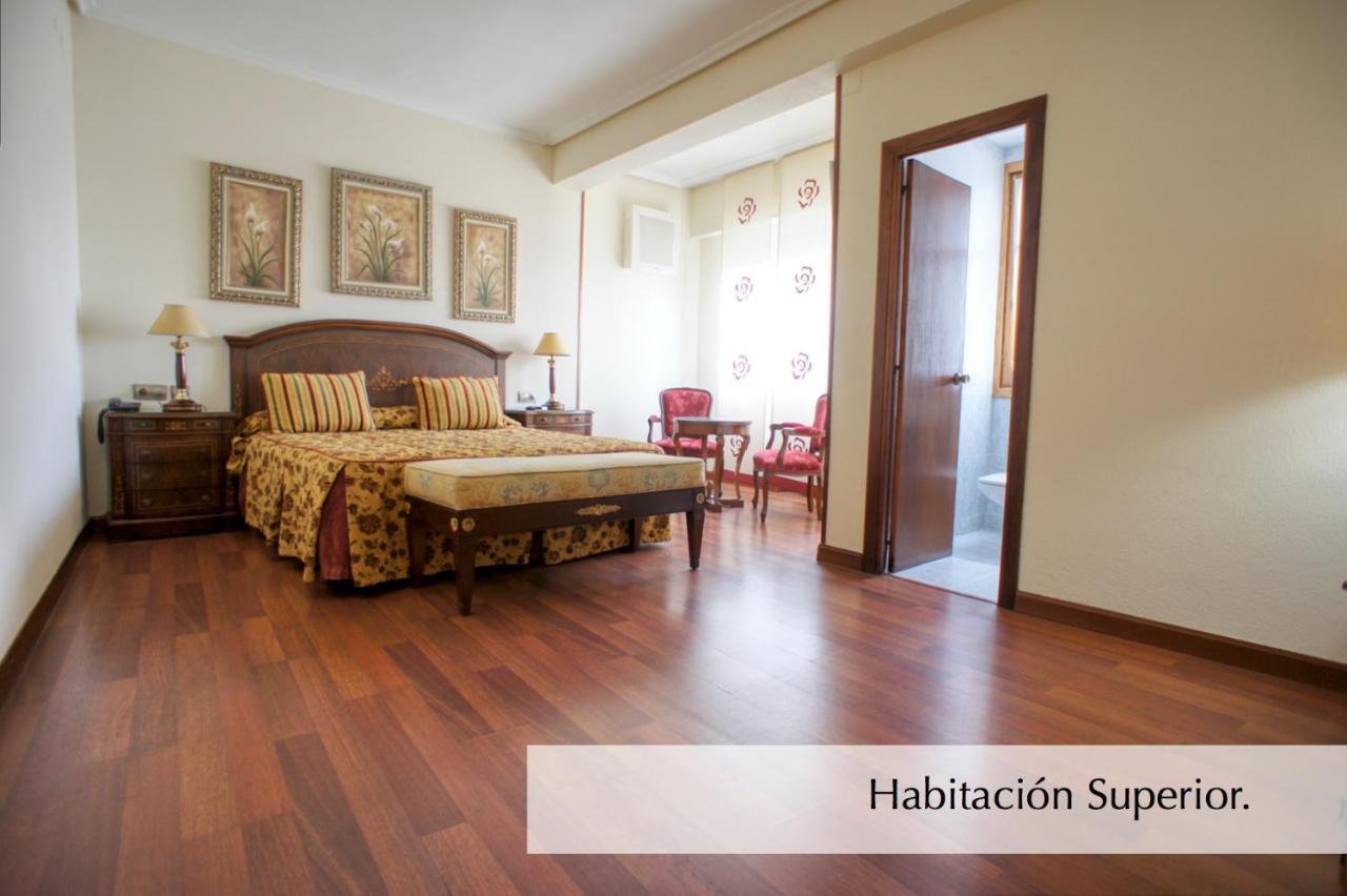 Hotel Montermoso Аранда де Дуеро Екстериор снимка