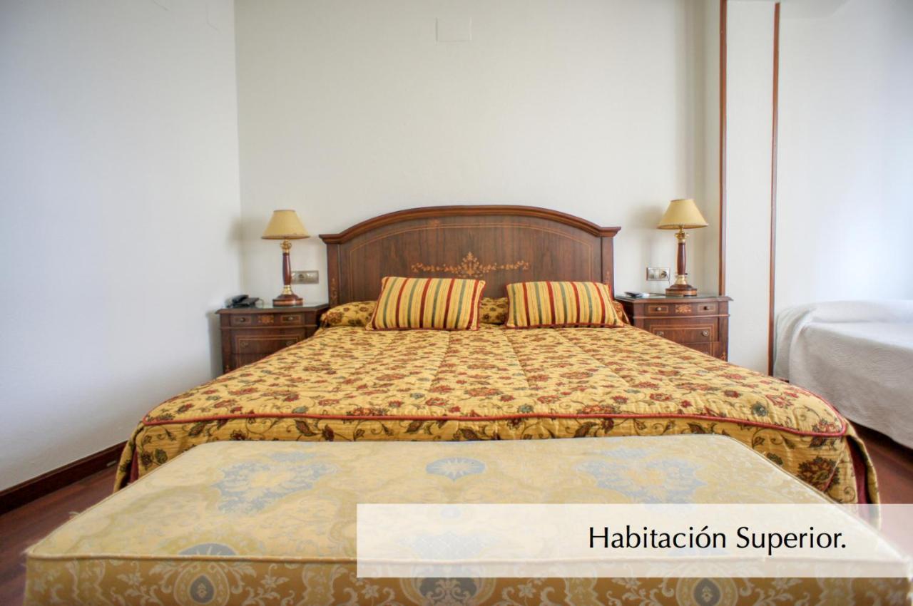 Hotel Montermoso Аранда де Дуеро Екстериор снимка