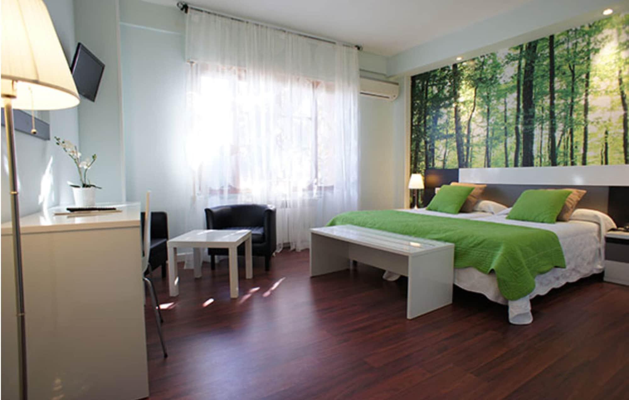 Hotel Montermoso Аранда де Дуеро Екстериор снимка
