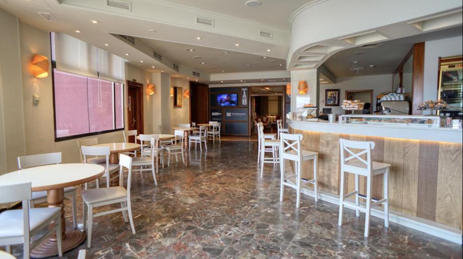 Hotel Montermoso Аранда де Дуеро Екстериор снимка